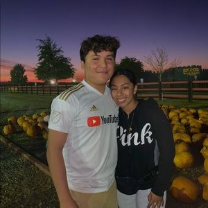 Meet your Posher, Sofia